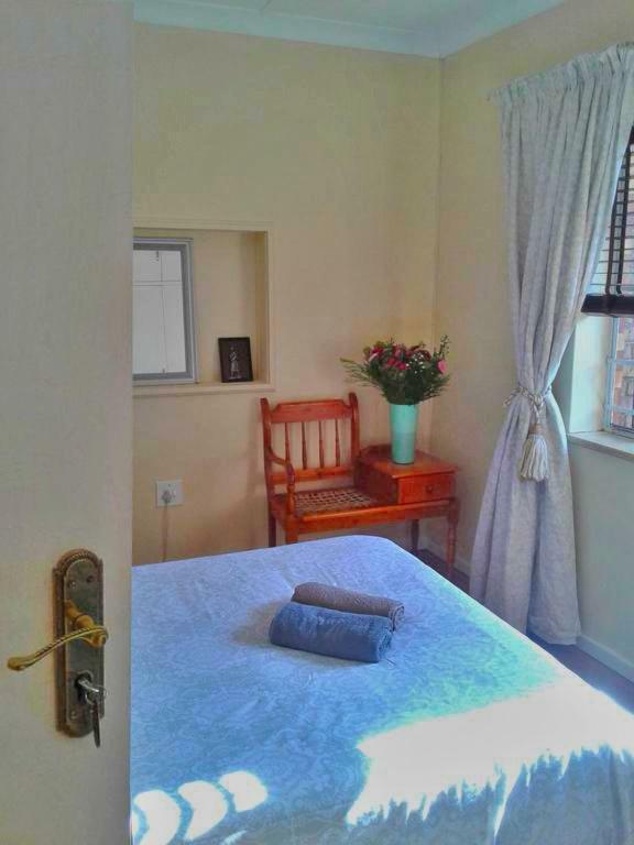 The Birches Backpacker Lodge Randburg Exterior photo